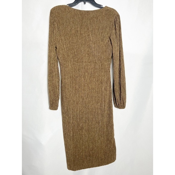 All in Favor Plissé Empire Waist Midi Dress Dark Brown - Picture 4 of 4